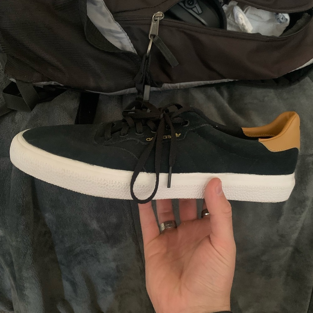 NEVER WORN Adidas AMC Skate Shoes